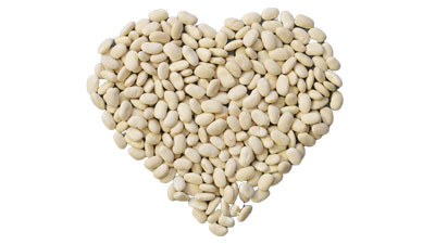 NutriSavvy_White_Beans_Heart_White_Background_DP_587756098_400x225